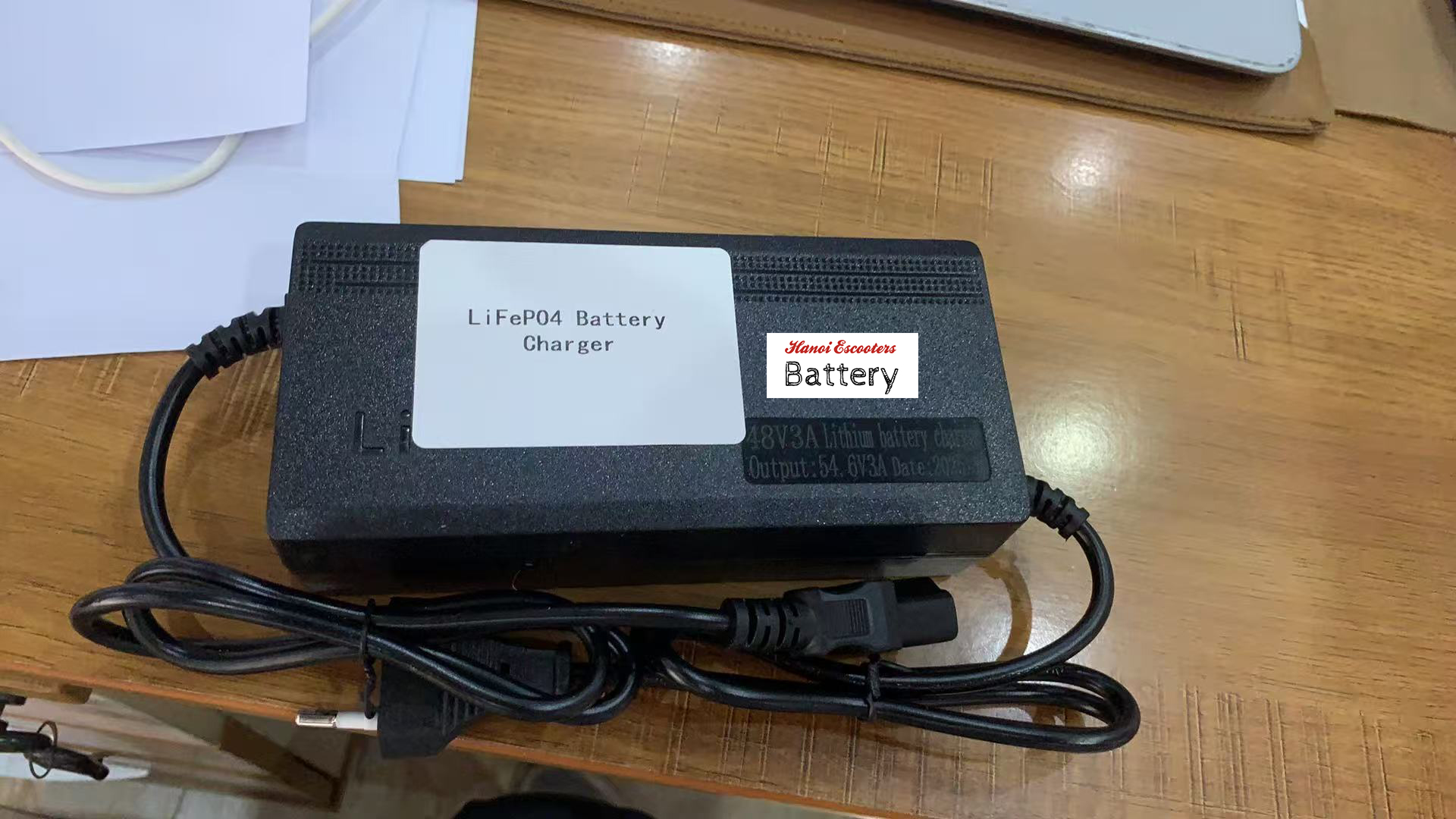Lithium ion battery charger LFP available in stock by Hanoi Escooters